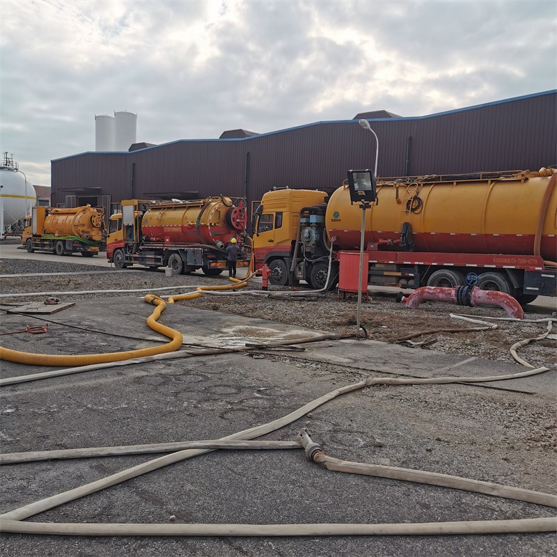 新华污水池清理